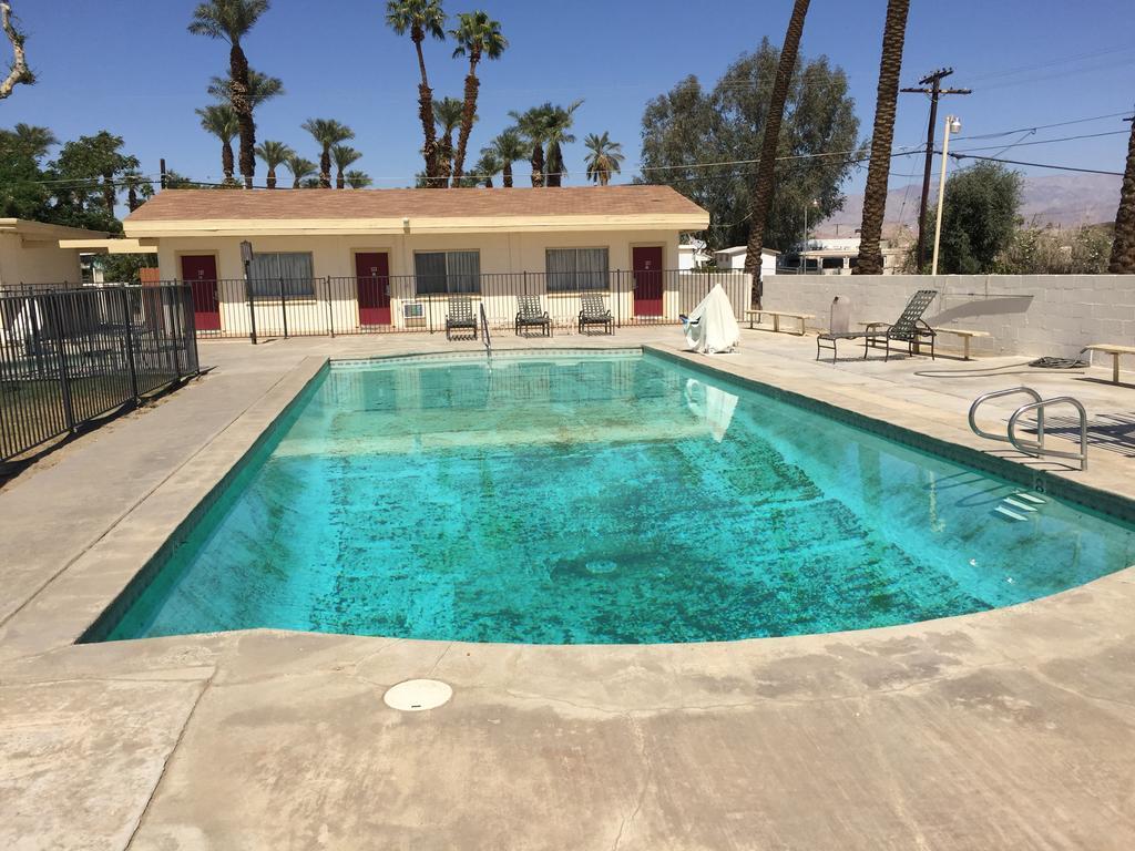 Western Sands Motel Indio Exteriér fotografie