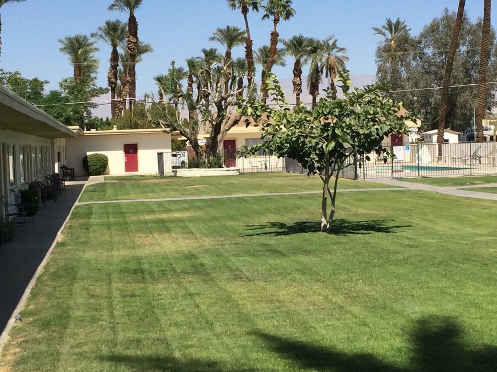 Western Sands Motel Indio Exteriér fotografie