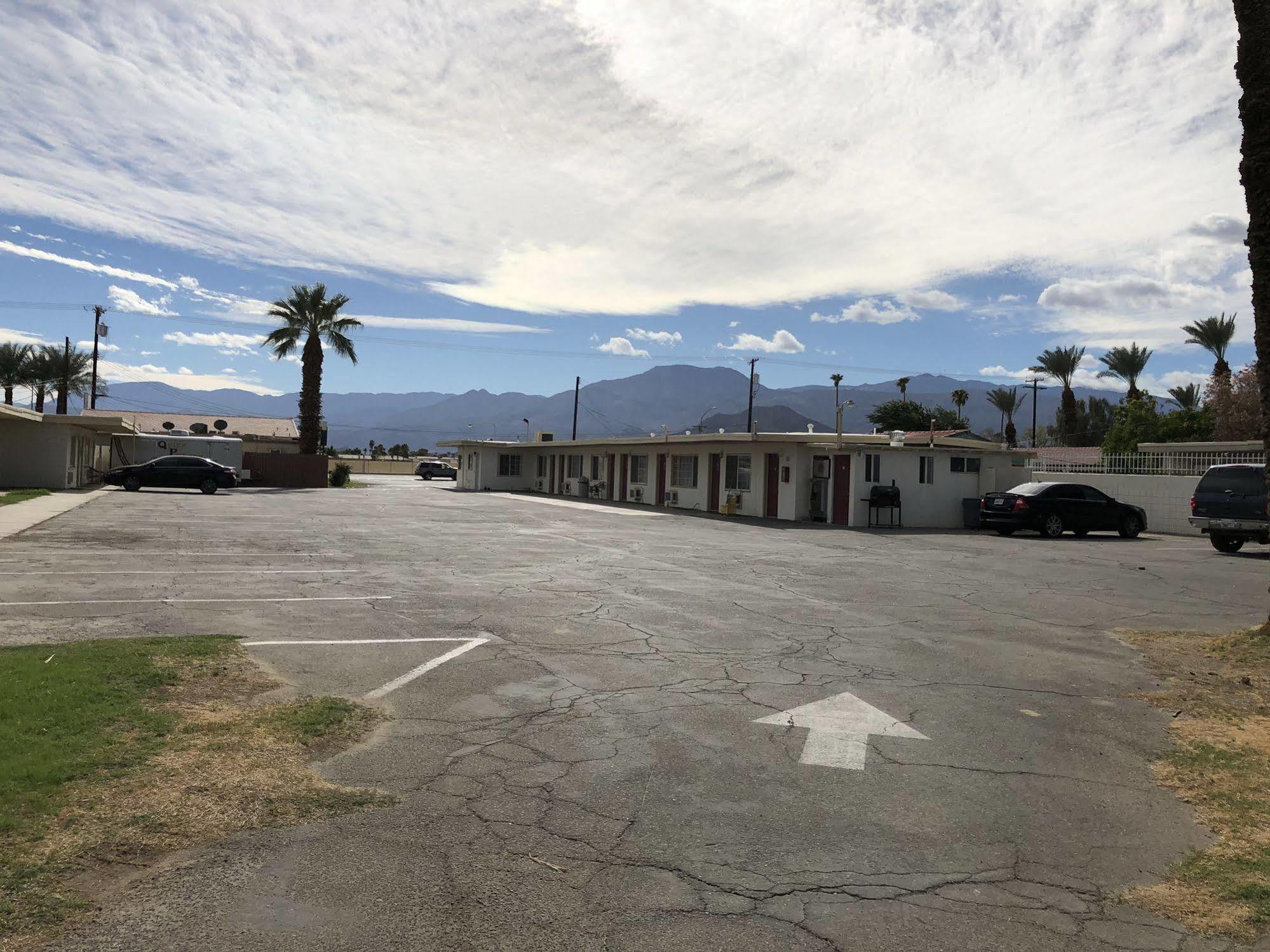 Western Sands Motel Indio Exteriér fotografie