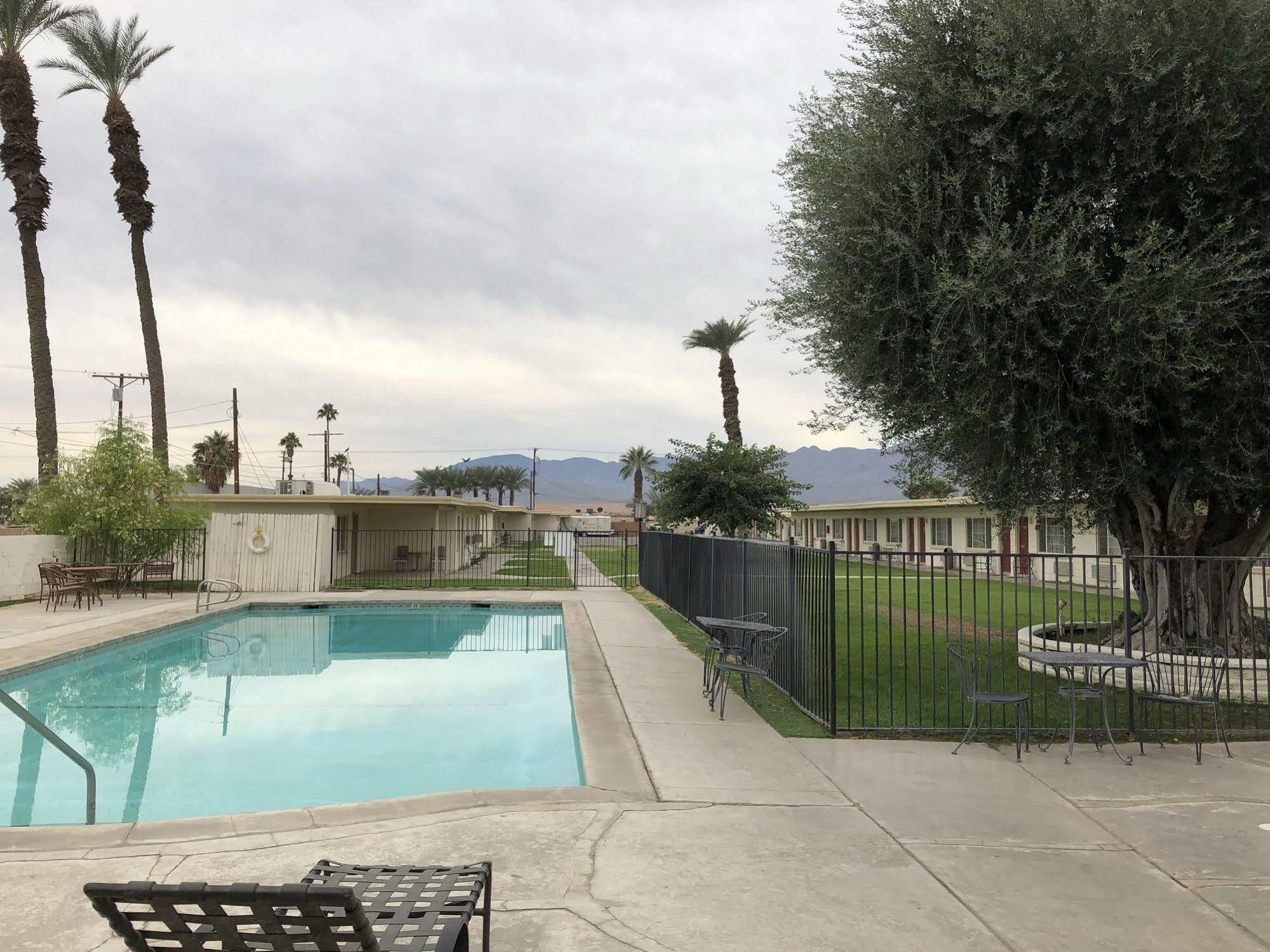 Western Sands Motel Indio Exteriér fotografie