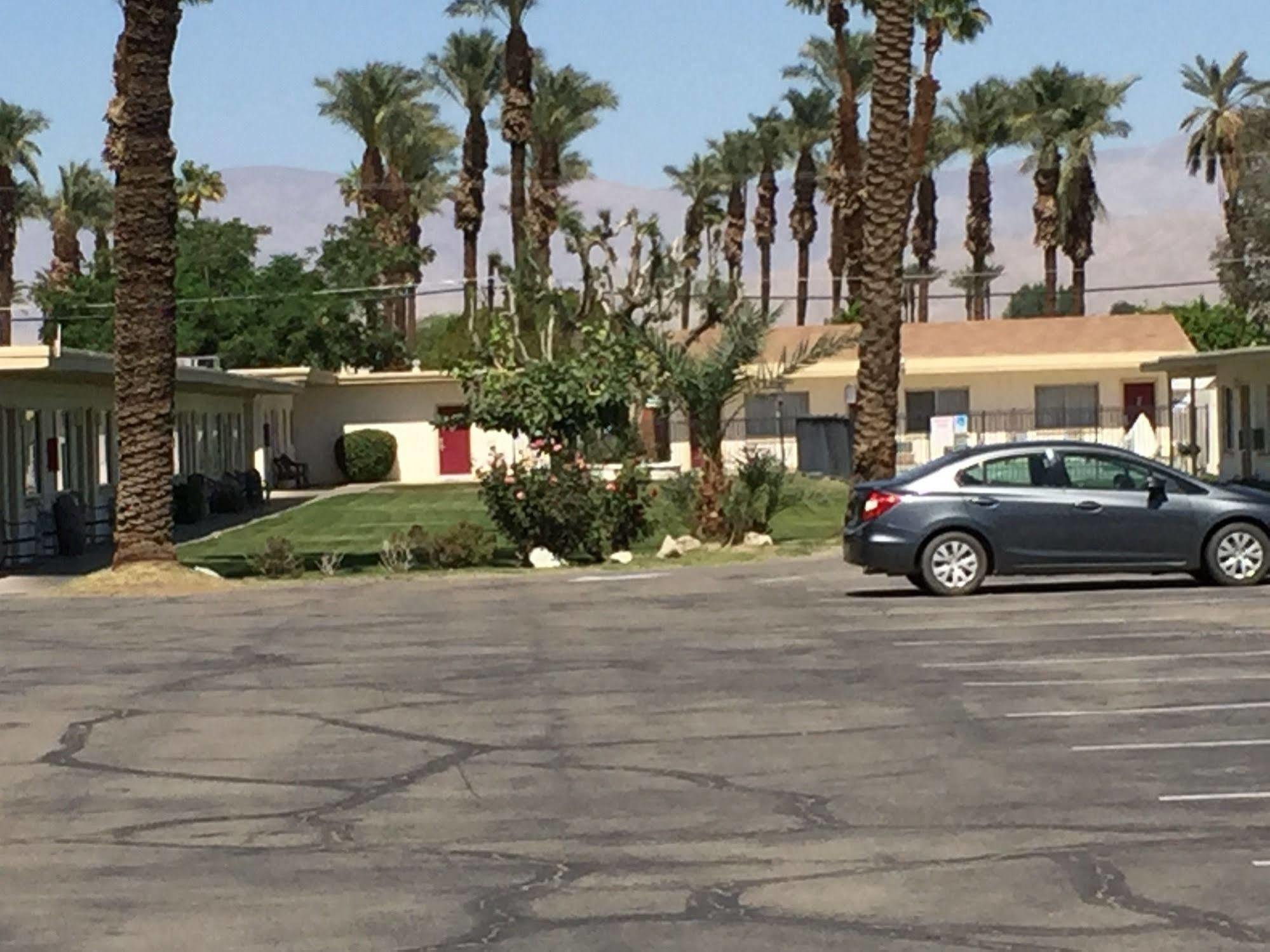 Western Sands Motel Indio Exteriér fotografie